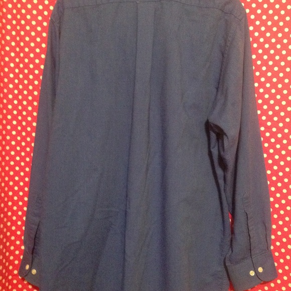 Van Heusen Dress Shirt M! - Picture 2 of 3